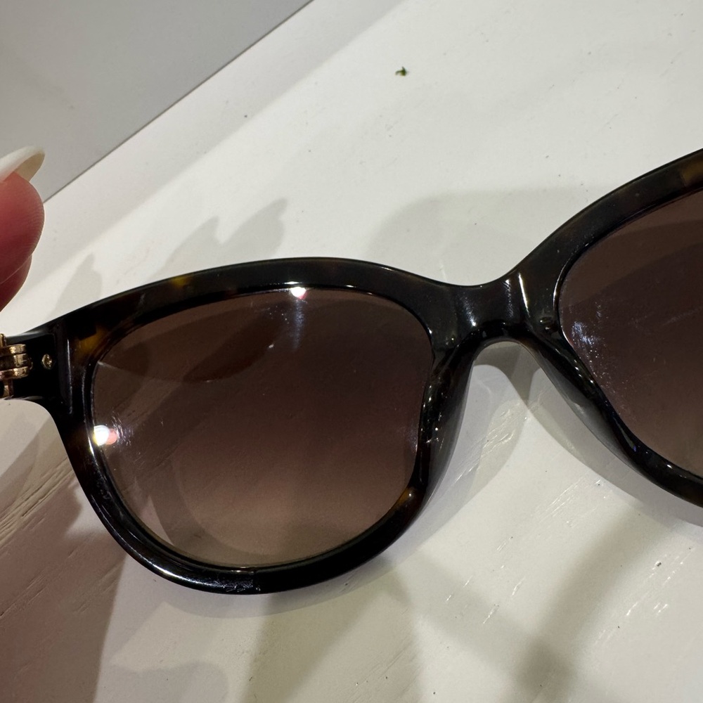 Valentino Brown, Black & Gold Rockstud Tortoise Wayfarer Sunglasses - See Pics! - Picture 13 of 16